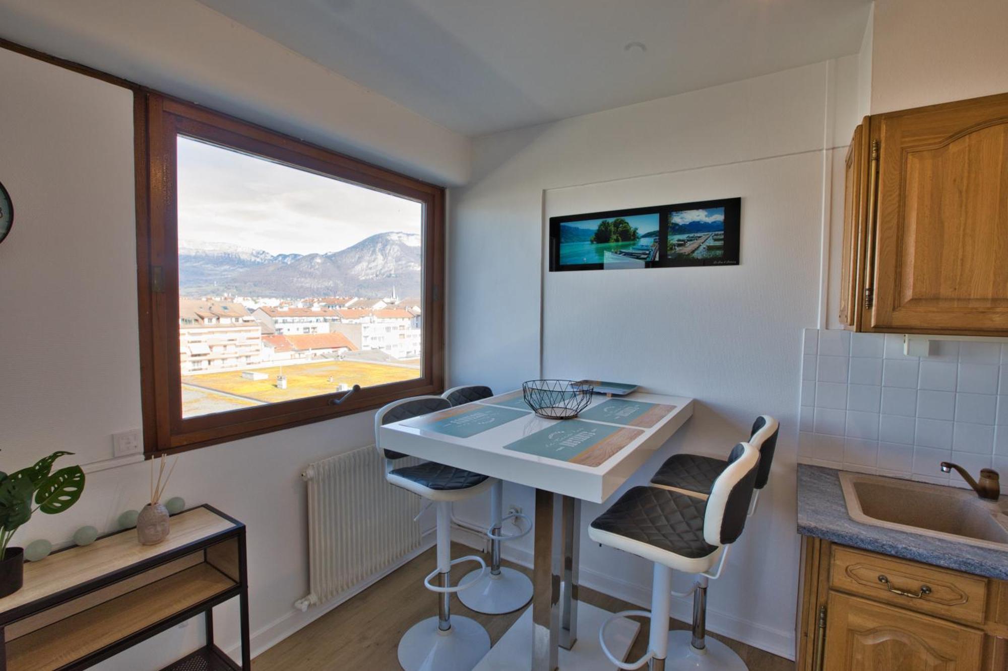 Le Sommet Citadin Avec Vue Annecy Exterior foto